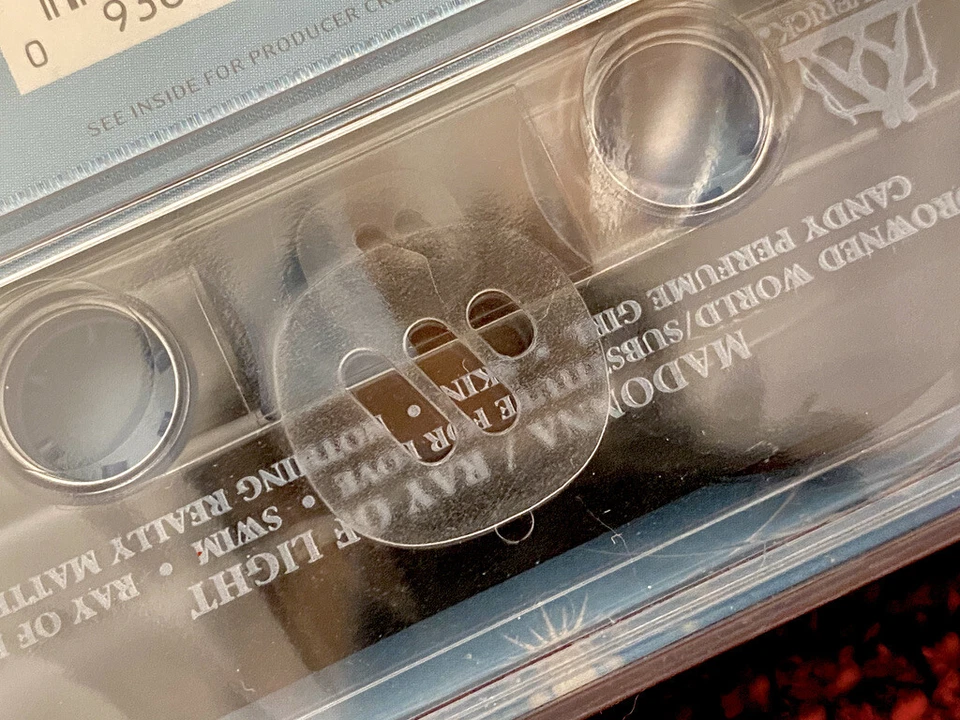 MADONNA RAY OF LIGHT SEALED MALAYSIA CASSETTE TAPE  PROMO HYPE STICKER LP FROZEN - Image 3 of 4