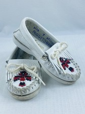 Toddler Girl's Minnetonka Thunderbird Beaded White Leather Moccasins Size 7