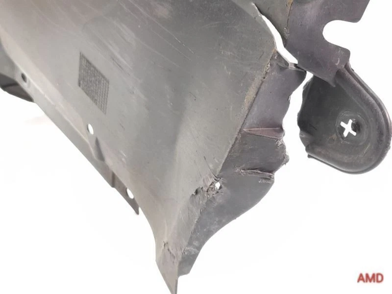 2005 BMW 330ci 325ci 325i 330i E46 Convertible Front Right Fender Liner 8268346 - Image 4 of 4