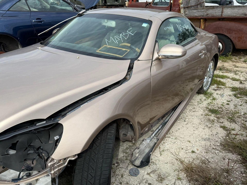 Guardabarros izquierdo del lado del conductor Lexus SC430 2002-2010 OEM Foto 3 de 4