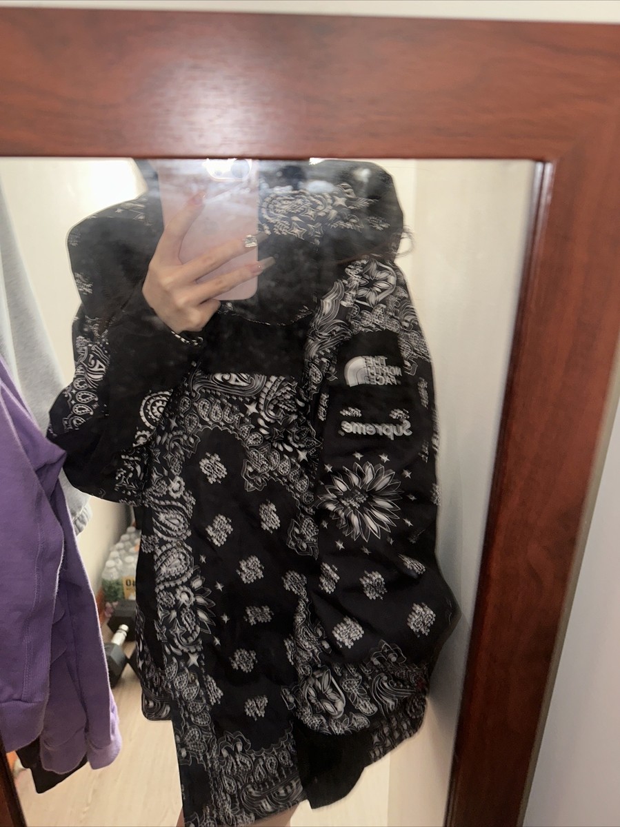 Supreme x The North Face Bandana jacket men | eBay Supreme x The North Face Bandana jacket men | eBay