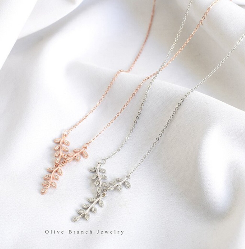 [韓国の人気ジュエリー] 925 silver. Olive necklace Women 925 Sterling Silver Silver Olive Branch Leaf Chain