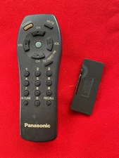 Pre-owned Panasonic EUR501455 TV / VIDEO / FM remote (genuine)