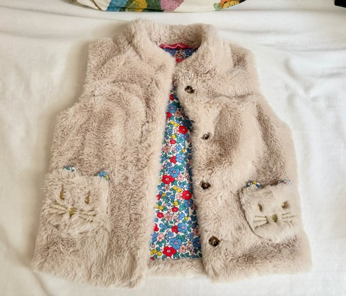Mini Boden 7-8 Faux Fur Patch Pocket CAT FACE Embroidered Vest