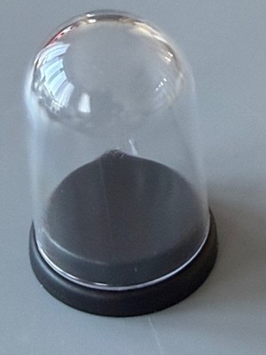 Klare Acryl Kuppel mit schwarzem Sockel Vitrine Fingerhut Kuppel 4,5 x 3 cm