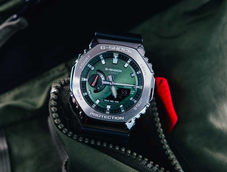 CASIO G-SHOCK GBM-2100A-1A3DR Solar Bluetooth Green Dial 200M
