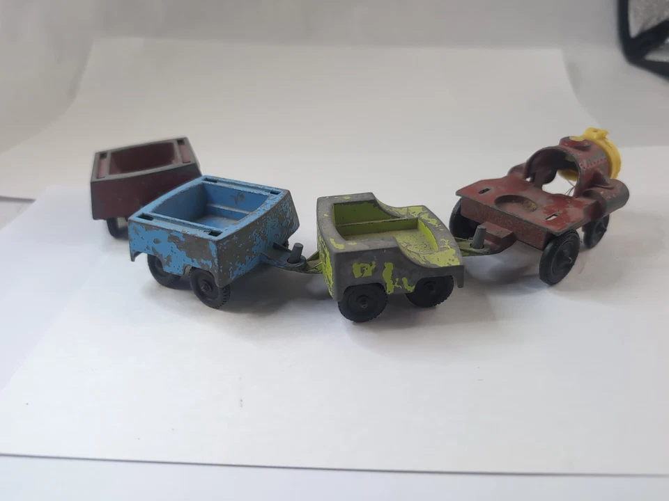 Lote De Colección De 4 Juguetes Tootsie Die Cast Tren Motor Y 3 Vagones De Tren 2-2.5" Foto 2 de 4