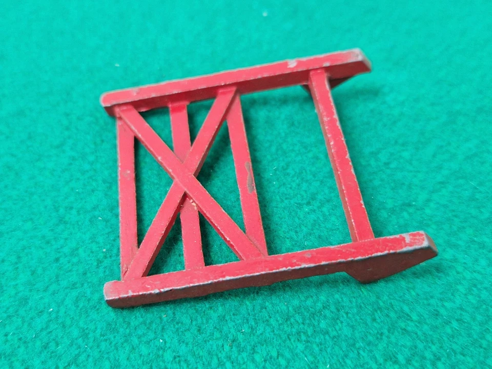 Remolque de granja fundido a presión DINKY TOYS 320 Halesowen de colección Foto 3 de 3