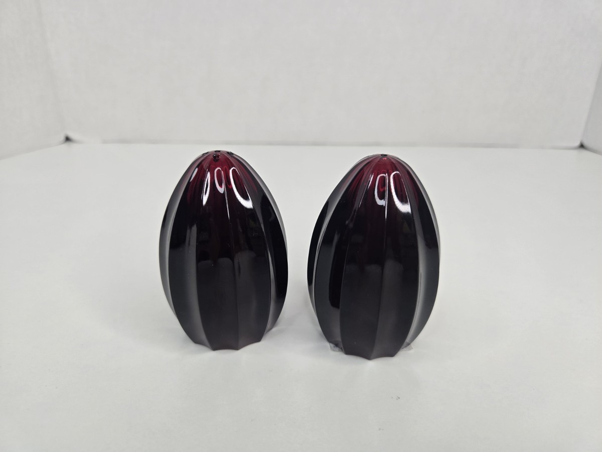 Bonnie and Clyde Acrylic Salt and Pepper Shakers Mario Luca Giusti