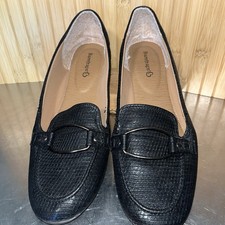 Baretraps Women's Kellye Sz. 11m slip on black Wedge Shoes