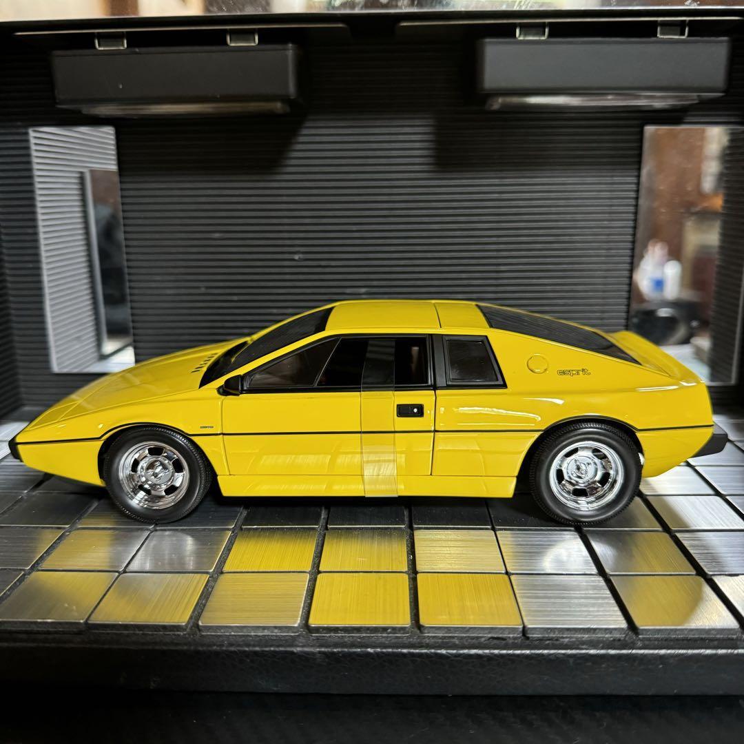 Undisplayed item] AUTOart 1/18 Lotus Esprit Type 79 Out of print
