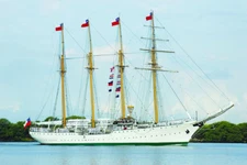 Billing Boats BB730 Esmeralda- Wooden and Metal Assembly Kit- Scale 1:100