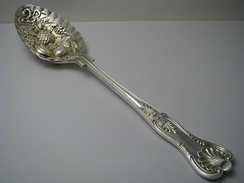 2 SILVER PLATED BERRY SPOONS Kings Pattern Cooper Bros & Sons Sheffield England - Picture 3 of 12
