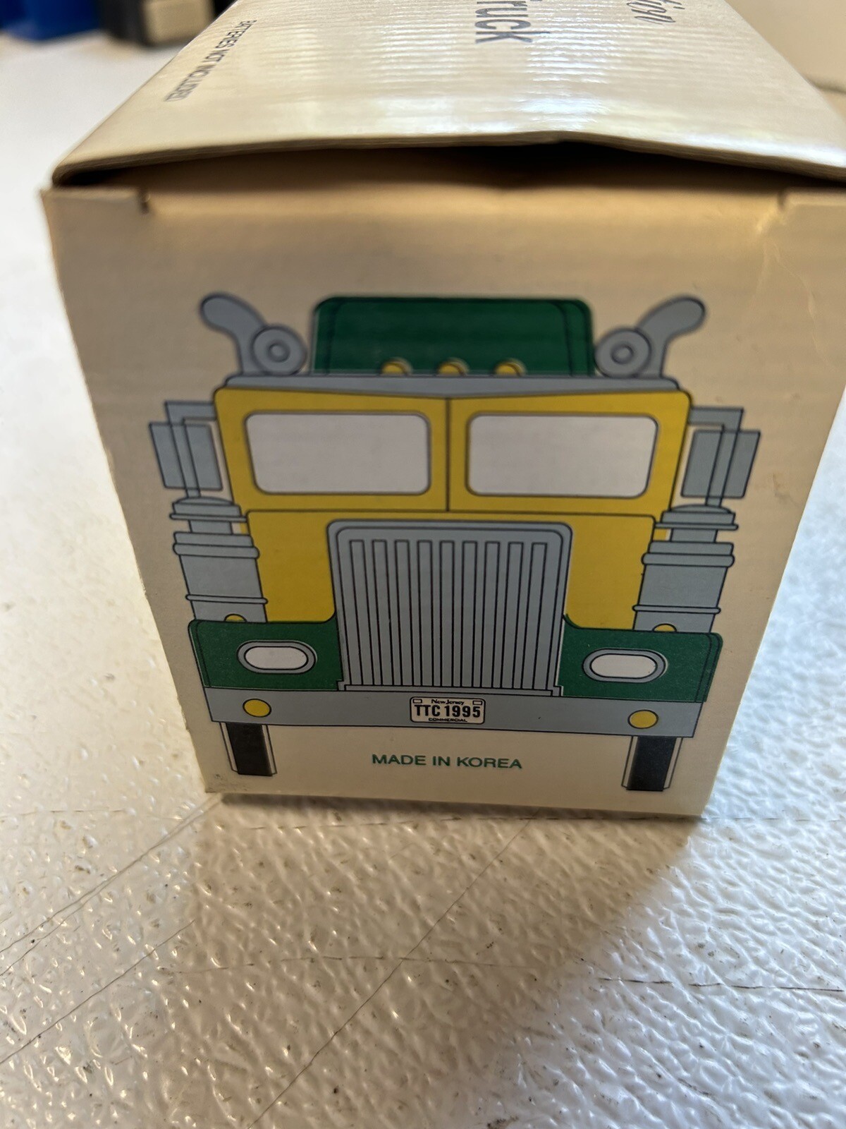 Toy Truck Collector Limited Edition 18Wheel Box Trailer Truck with