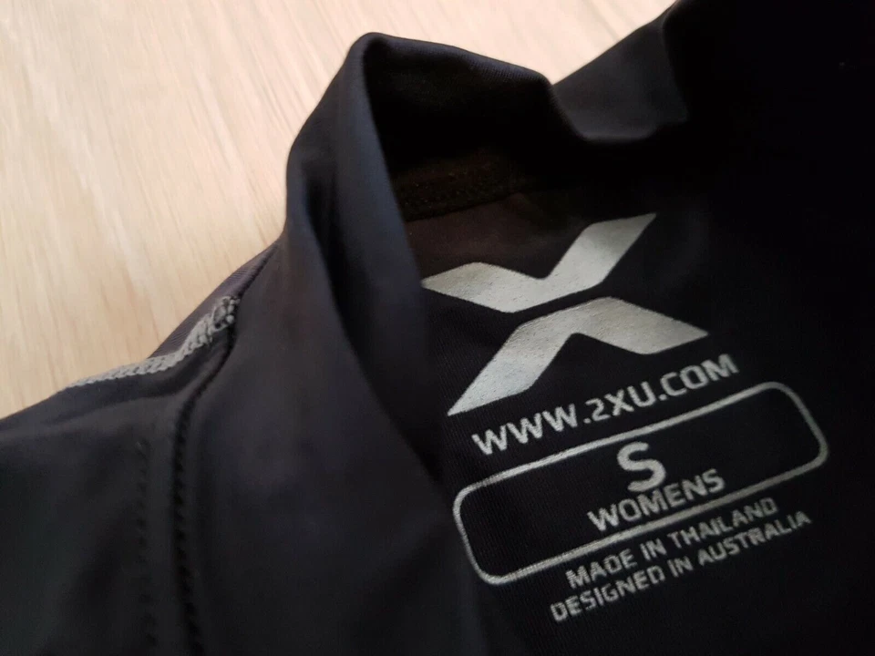 Camisa de compresión 2XU Elite manga corta camiseta de compresión damas talla S Foto 2 de 4