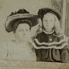 Vintage Old Photo Cabinet Portrait Mother Daughter Hats Dresses 1800s-1900s