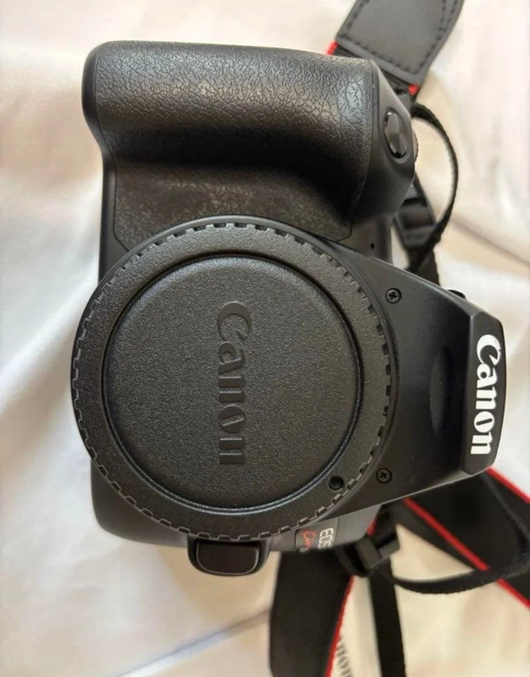 Canon EOS Kiss X10 DSLR Camera Double Zoom Kit 200D SL3 Used - Image 3 of 4