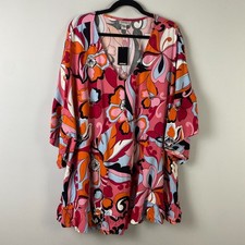 Túnica AVENUE Harper Floral Cuello en V Mangas Acampanadas Volantes Dobladillo Plus 26/28