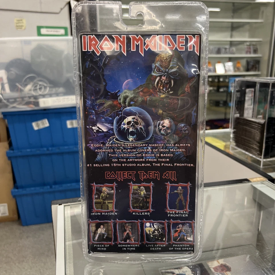 Figura de acción NECA Iron Maiden Eddie The Final Frontier portada de álbum Foto 2 de 4