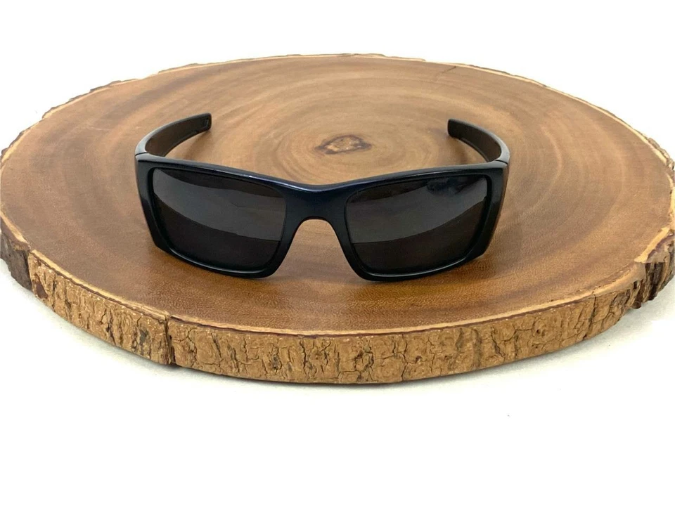 OAKLEY Sunglasses FUEL CELL Men's Tonal Flag Icons black Dark Polarized Wrap - Image 2 of 4