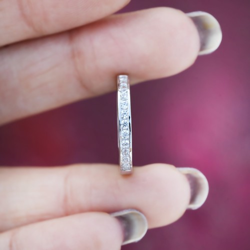 VVS1/E 14K Gold Ring , Lab grown Diamond Round Wedding Band, Half Eternity Ring - Picture 6 of 11