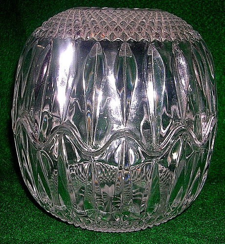 VINTAGE WEXFORD CUT STYLE CRYSTAL COVERED CANDY DISH BON BON BOWLS 4.75" - Picture 5 of 7