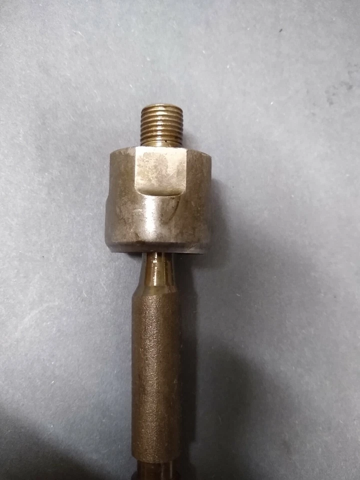 TRW ES2833 O.E. Extremo de barra de amarre de dirección de repuesto (se adapta a Toyota Celica y Camry) Foto 2 de 4