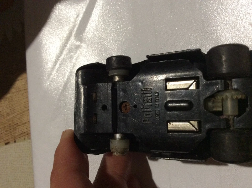 Modellino auto POLISTIL 1:55 - UOP SHADOW DN4 #17 - RJ31 vintage discreto stato - Immagine 3 di 4