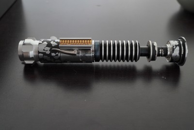 luke skywalker v2 lightsaber