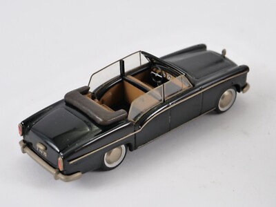 Miniature Ma Collection Suisse N°28 - Citroën 15 Chapron Présidentielle 1955, 1/43