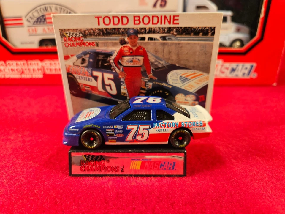 PAQUETE TRANSPORTADOR NASCAR TODD BODINE con CARRO DE STOCK Y TARJETA DE JUGADOR A JUEGO Foto 2 de 4