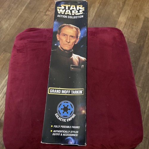 Star Wars Kenner 12 Inch Action Figure GRAND MOFF TARKIN W/INTERROGATOR - Picture 3 of 12
