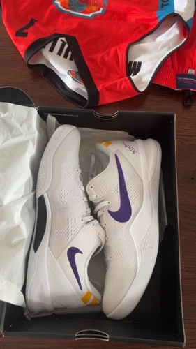 Kobe 8 Protro “Lakers Home” Men’s 10.5 Brand New