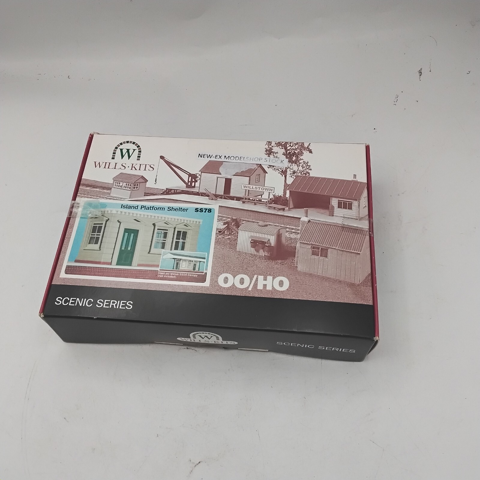 Wills SS78 Island Platform Shelter Model Railway OO Gauge 1:76 Scale Plastic Kit