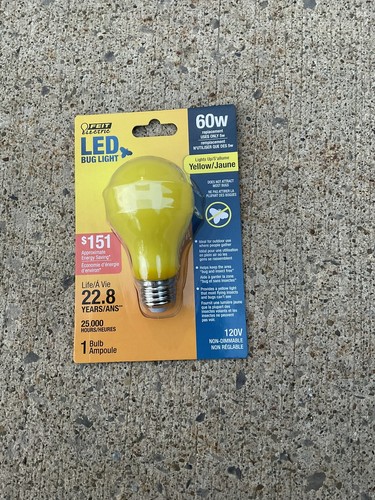 Yellow LED Bug Light Bulb Insect Moth Repellent Outdoor Patio Deck Porch NEW