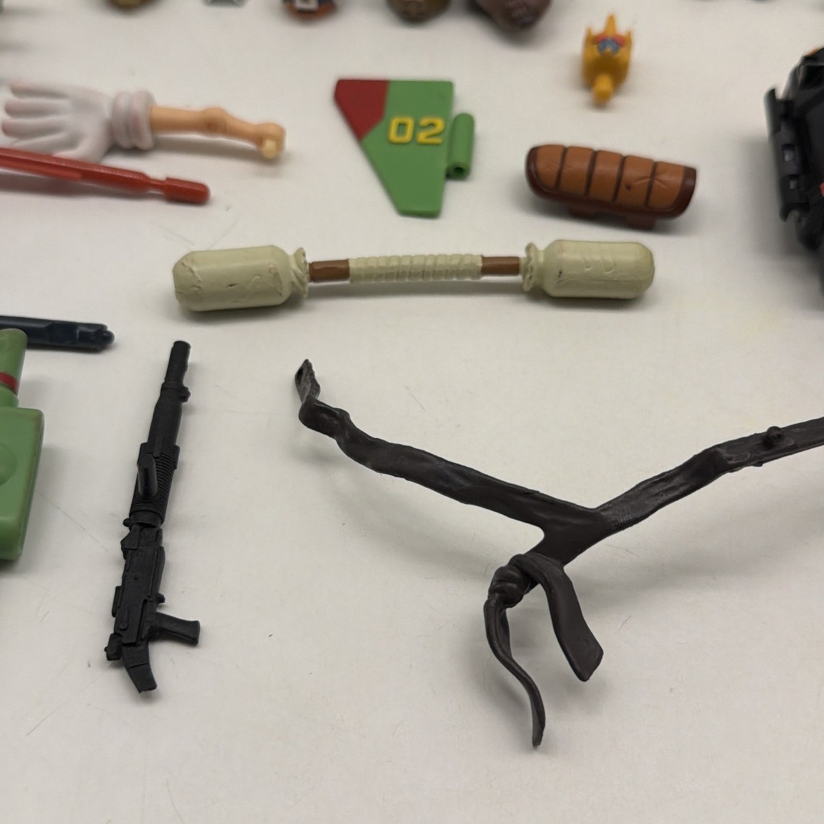 Tmnt, Transformers & Miscellaneous Action Figure Parts / Accessories Lot!  View 4