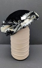 Vintage Women's Pillbox Fascinator Hat Mod Retro Faux Feather Velvet Black Half