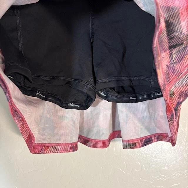 Saia Lululemon Feminina 2 Alta Rosa Multi Run Tênis Skort Embutido Malha - Imagem 3 de 4