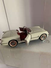 Autoart Millenium 1953 Chevrolet Corvette Classic White 1:18 Scale Diecast