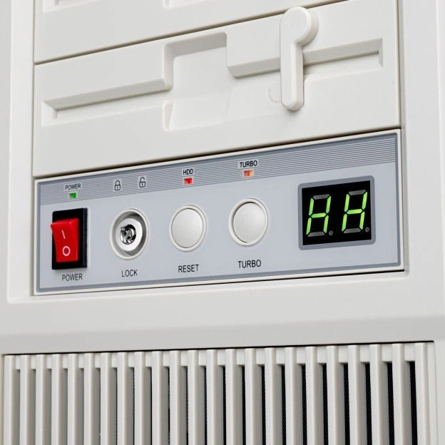 Silverstone SST-FLP02W Retro-Inspired Tower Chassis - Image 4 of 4