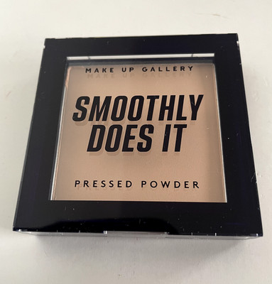 MAKE UP GALLERY SMOOTH DOES IT GEPRESSTER PUDER NATUR BEIGE NEU MATT PUDER
