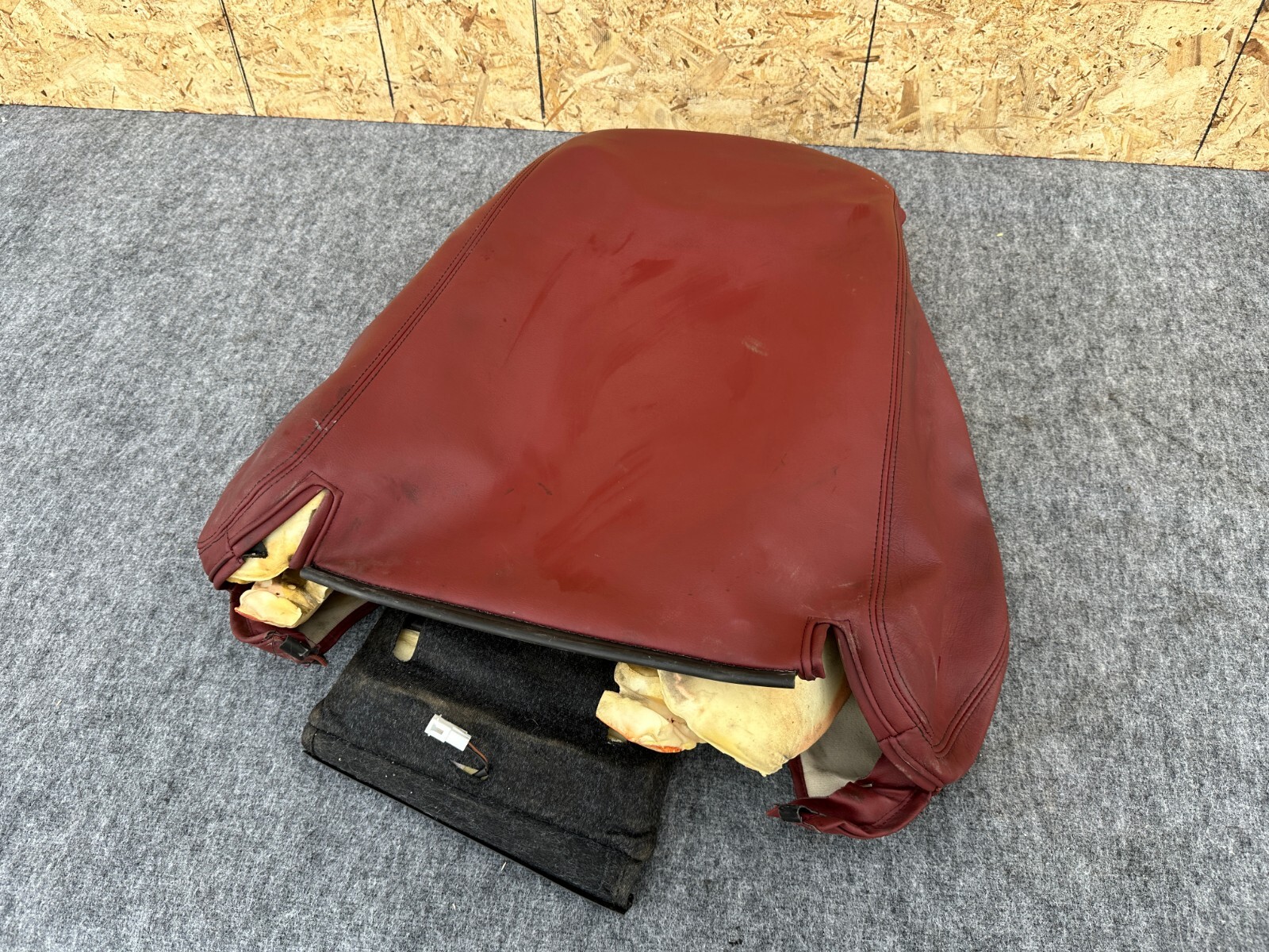 LEFT FRONT SEAT UPPER LEATHER CUSHION OEM 08-19 MASERATI GRANTURISMO M145