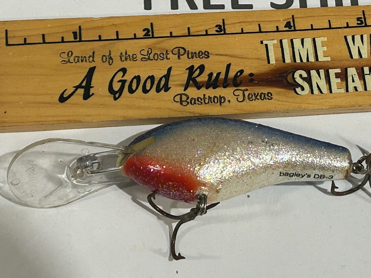 オールドバグリーkillerB３ Vintage Bagley DB3 Z74 DAZZLE BLUE/WHITE CRANKBAIT Fishing