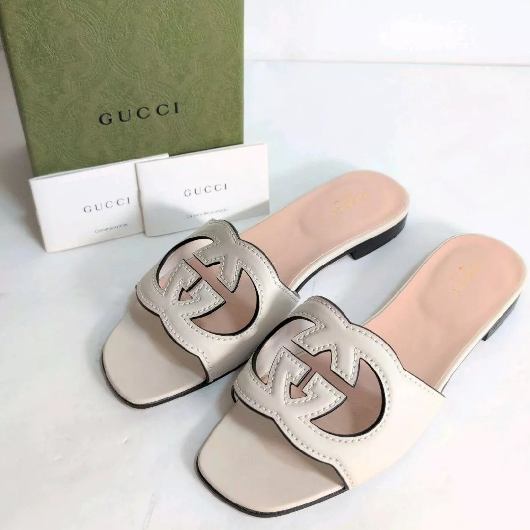 Sandales à talons mules escarpins femme GUCCI GG logo imbriqué pointure EU 37 blanc