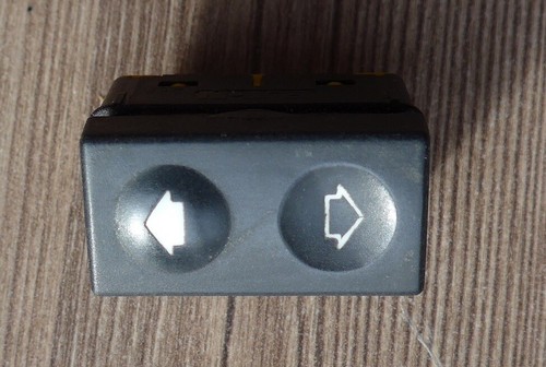 BMW E36 Cabrio Coupe Schalter EFH elektrische Fensterheber 8368941