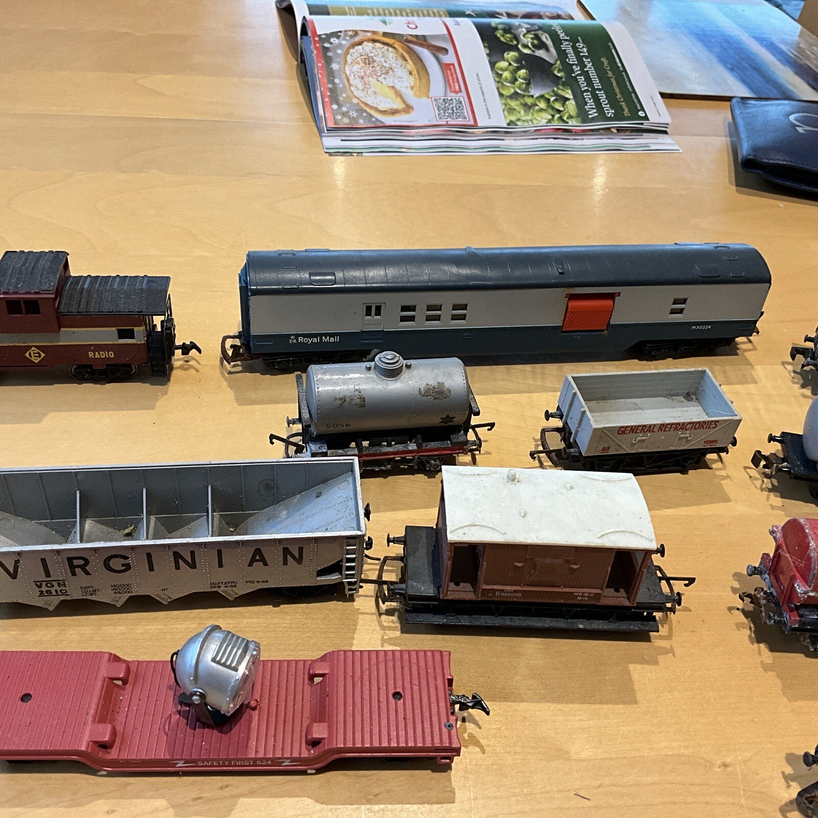 OO gauge Hornby/Triang Rolling Stock Job Lot Used As Pictures. eBay