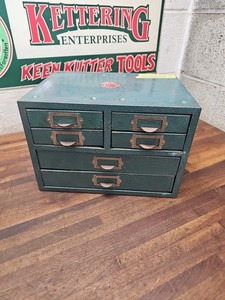 I5- Vintage WARDS MASTER QUALITY Metal 6 Drawer Small Parts Cabinet