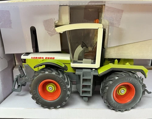 TRACTOR CLAAS XERION 2500 DIECAST 1:32 - Imagen 1 de 8