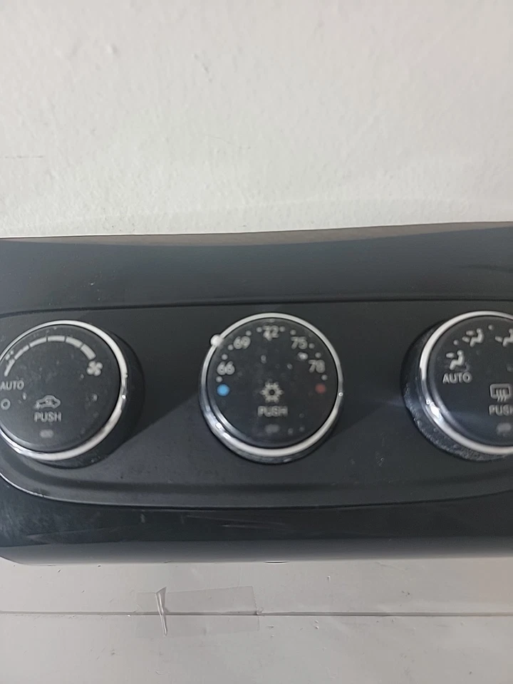 Chrysler 200 Dodge Avenger calefacción climatización 2011 2012 2013 2014 Foto 3 de 4