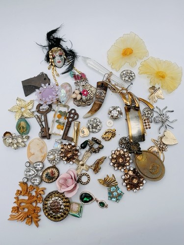 Craft Lot Of Jewelry Pieces Rhinestones Sparkling Things Craft Hobby Design